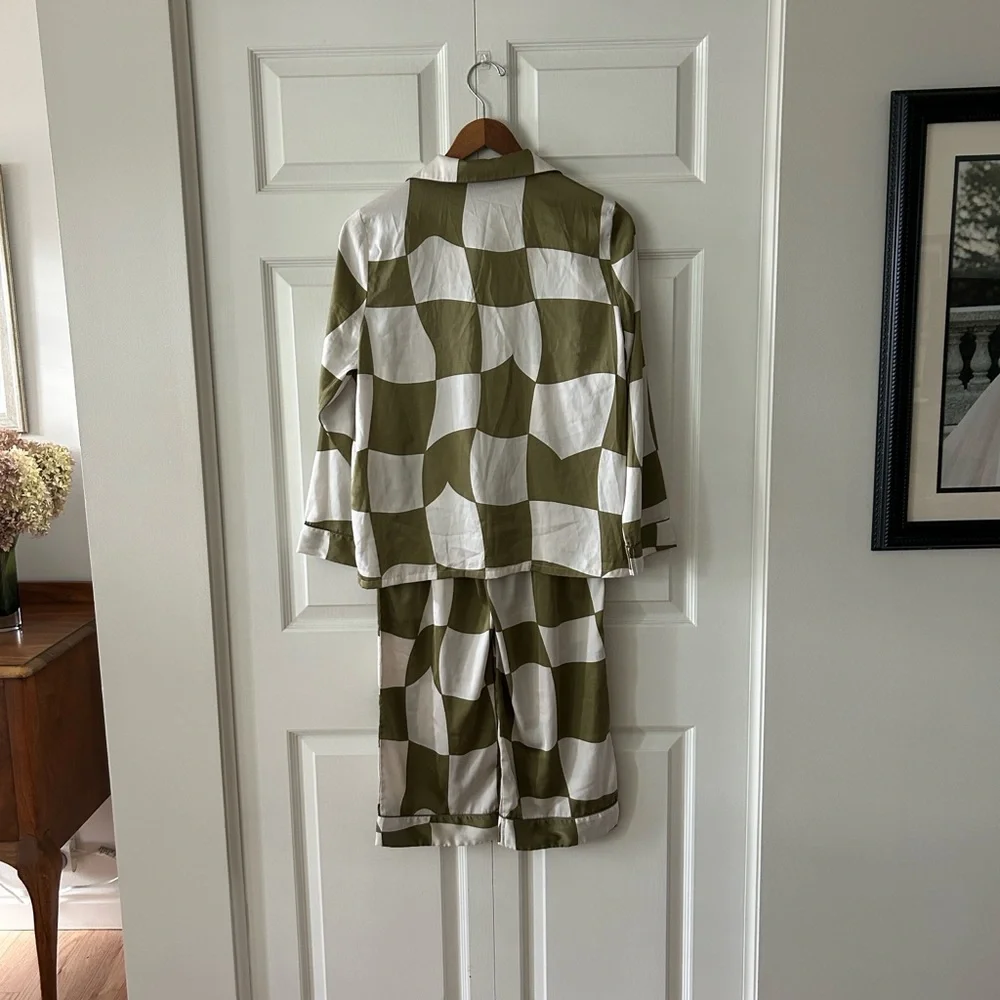 Yini Lulu Green and White Checkerboard Pajama Set Sz S - Picture 6 of 8